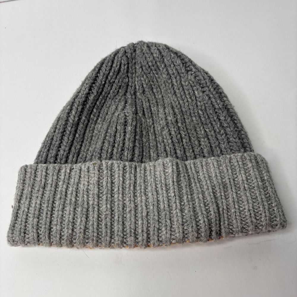 Vintage 2006 Gap Ribbed Knit Beanie Gray Lambswool Blend Cuffed Winter Hat Mens